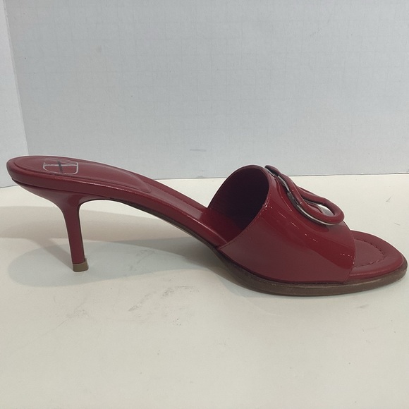 VALENTINO GARAVANI VLOGO PATENT LEATHER SANDALS 37.5
